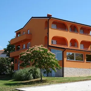 Appartamento Orange, Medolino